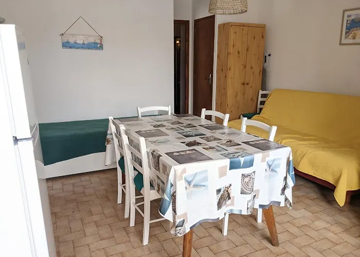 Vila T2 Climatisee, 5 Pers, Proche Plage, Cour, Jardin, Barbecue, Parking, 2* Meubles Tourisme - Fr-1-797-57 Port-la-Nouvelle